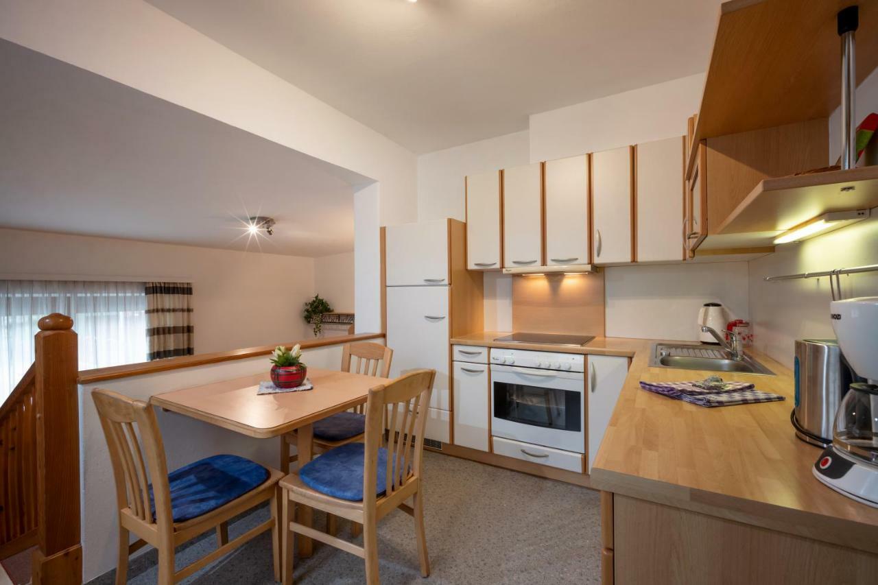 Appartement Gastehaus Amor à Mayrhofen Extérieur photo