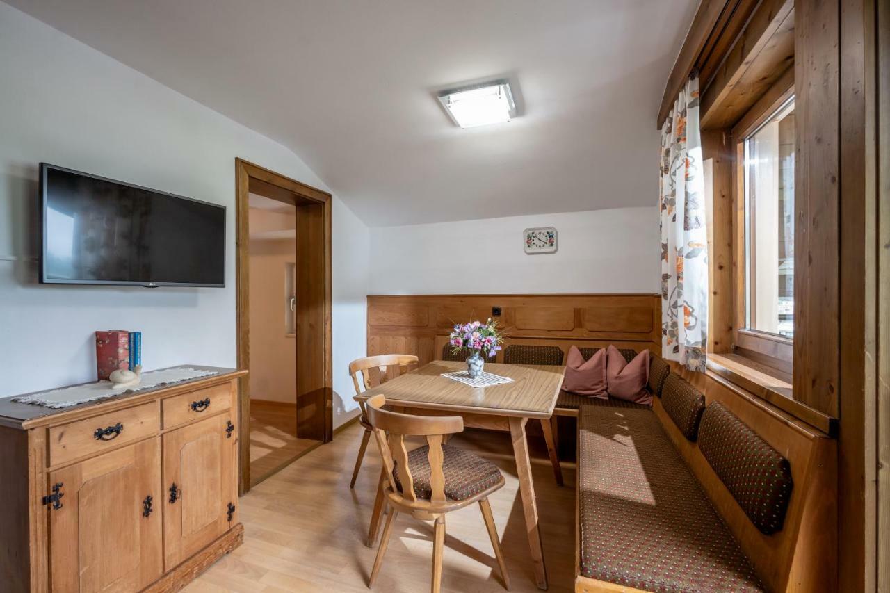Appartement Gastehaus Amor à Mayrhofen Extérieur photo