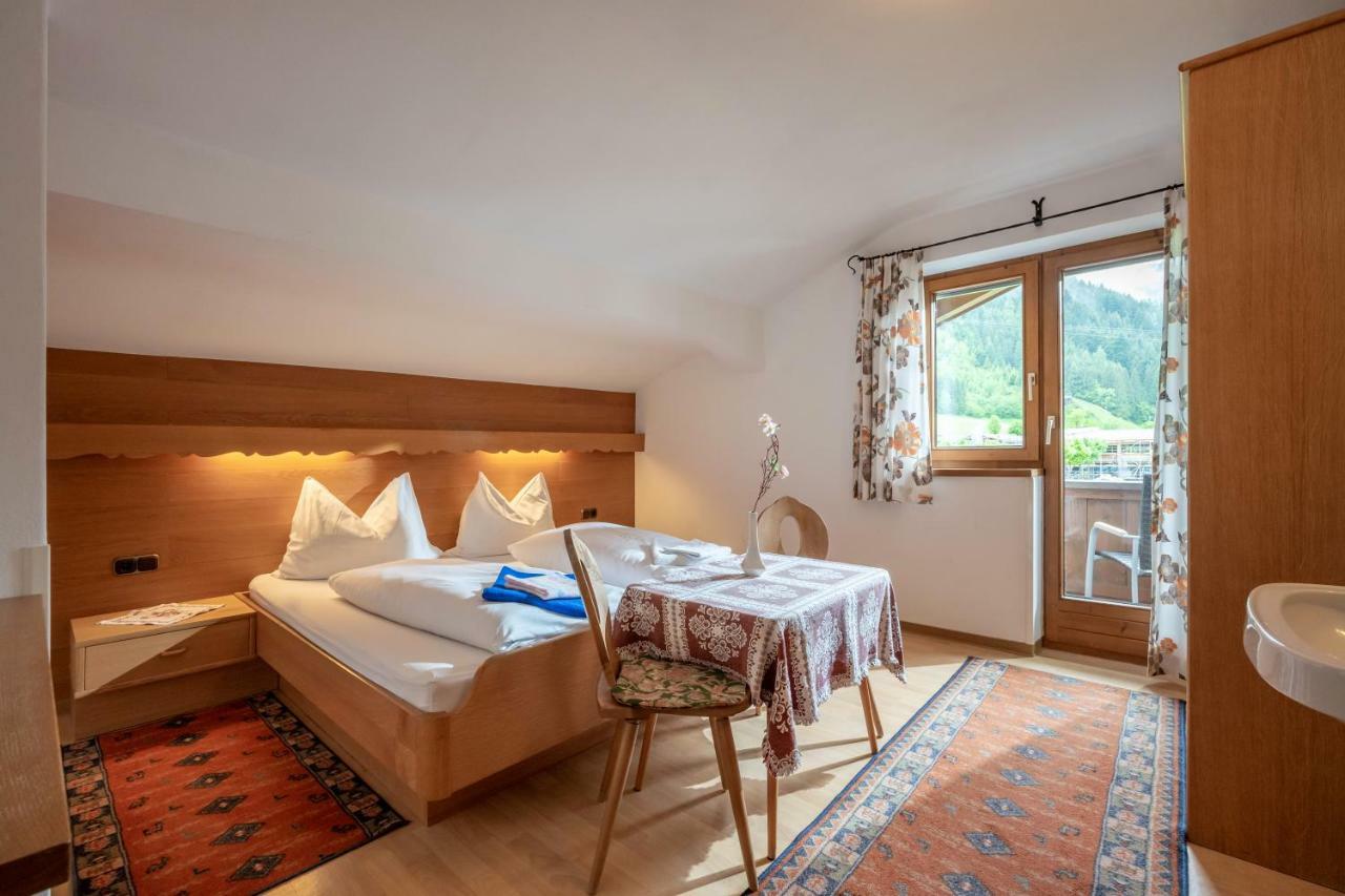 Appartement Gastehaus Amor à Mayrhofen Extérieur photo
